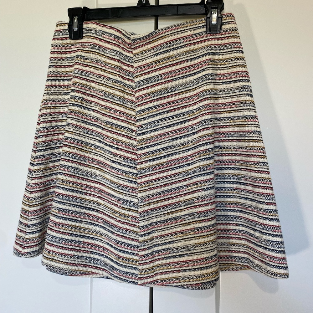 Banana Republic Skirt, multi-color, elastic waistband - Size medium